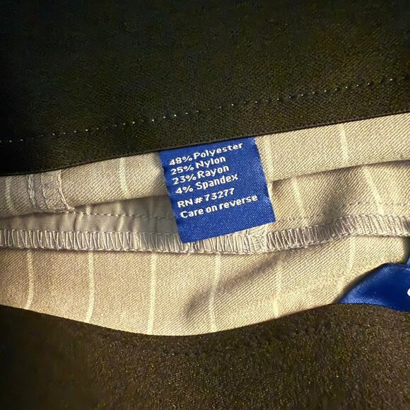 Apt. 9 Women Grey White Striped Trousers Slacks Size Medium Ankle Skinny NWT - Picture 6 of 7